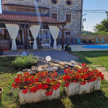 Villa Makale أوماغ المظهر الخارجي الصورة